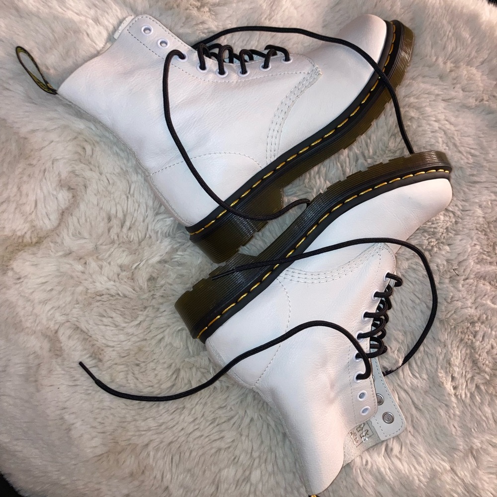 Dr Martens 1460 Women's Pascal Virginia Leather Boots - Picture 3 of 8